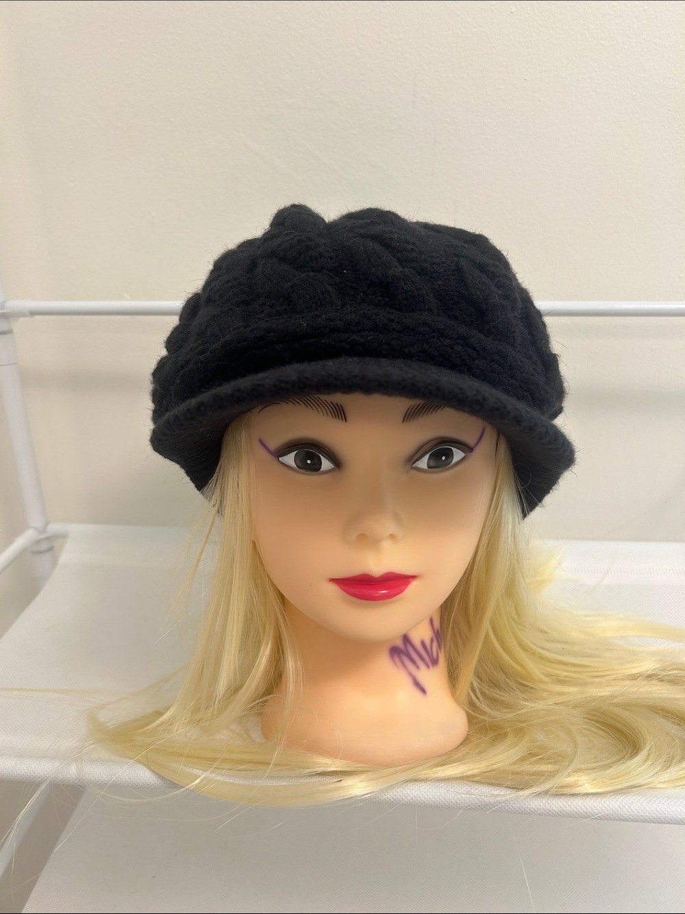SHEIN Black Cable Knit Baker Boy Hat